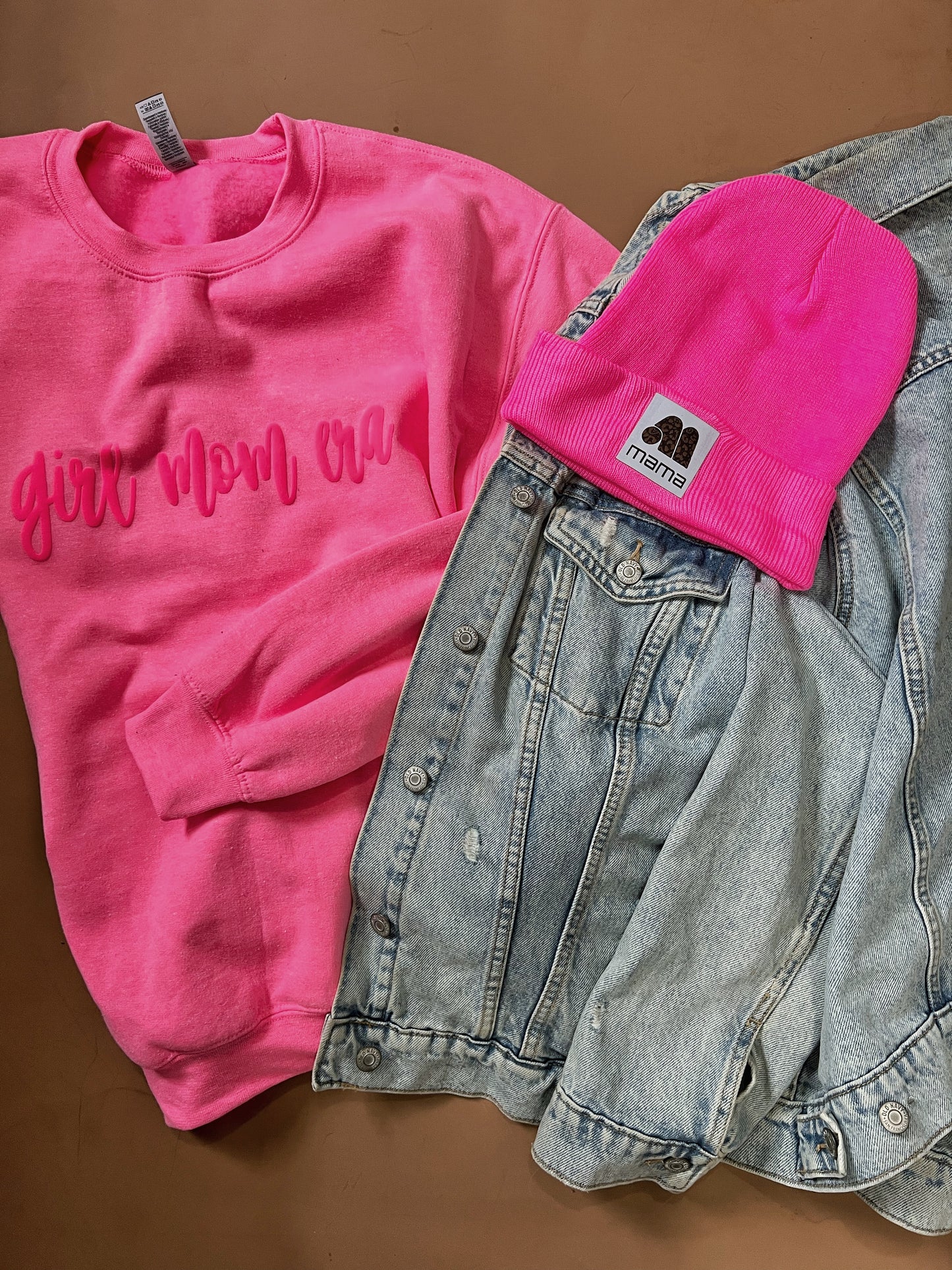 GIRL MOM ERA - puff print