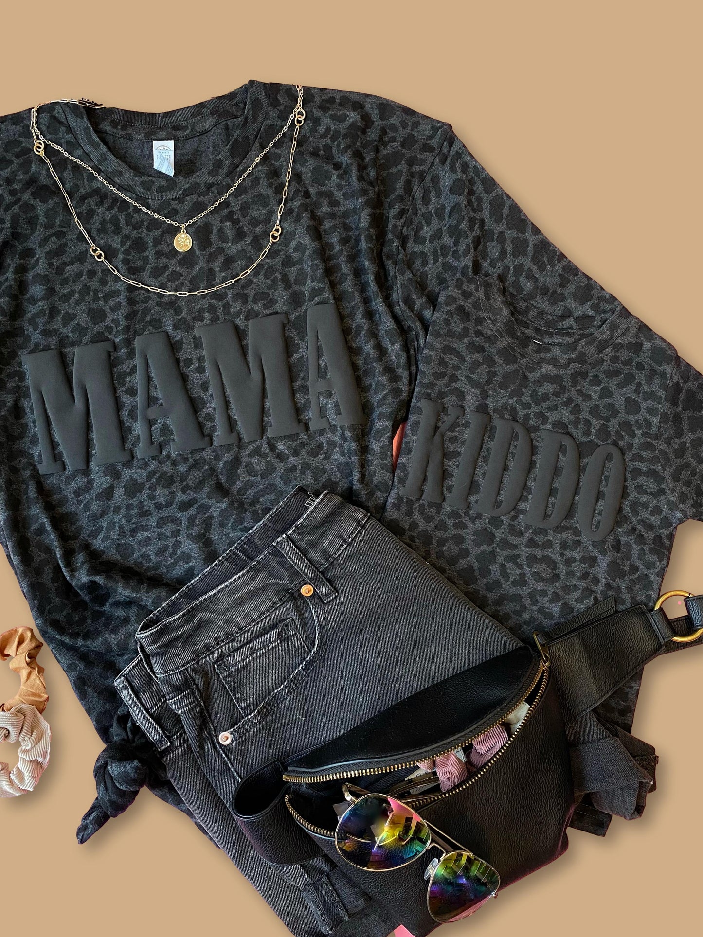 Mama + kiddo - Leopard with Black Puff