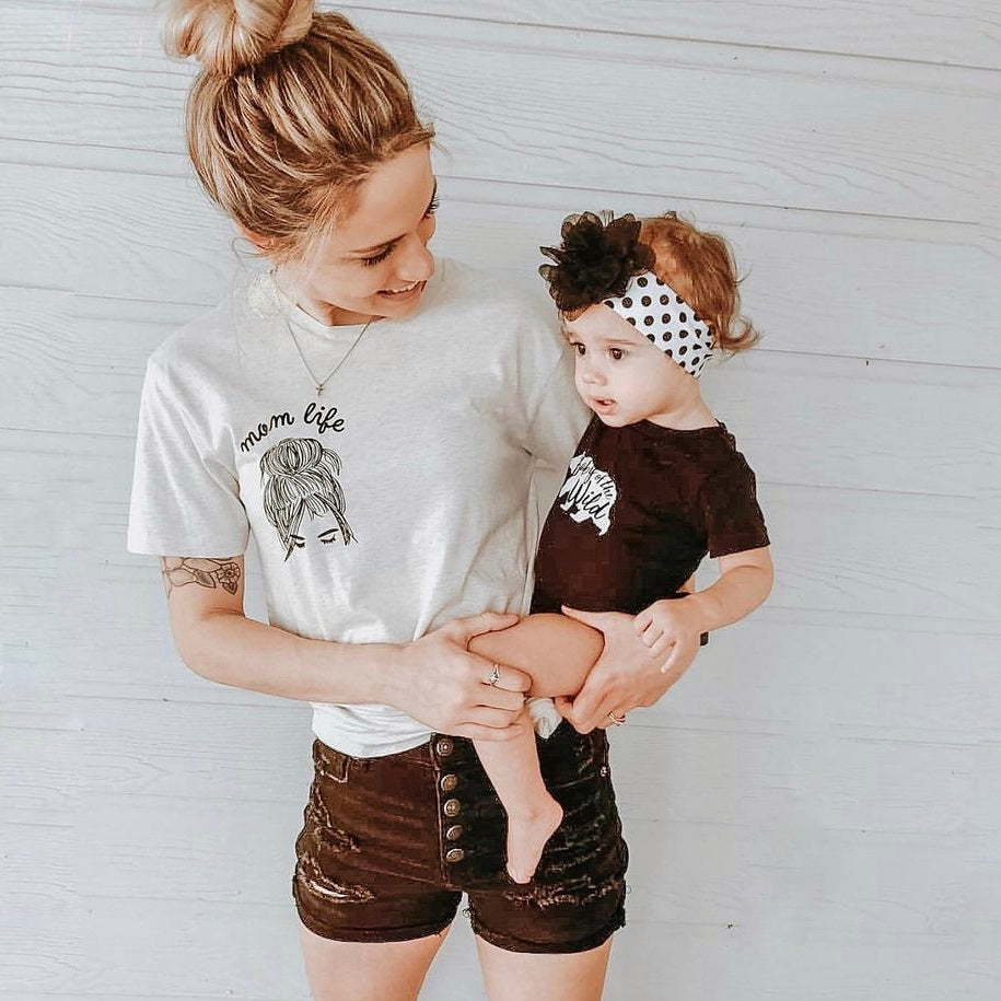 Mom life pocket tee - oatmeal