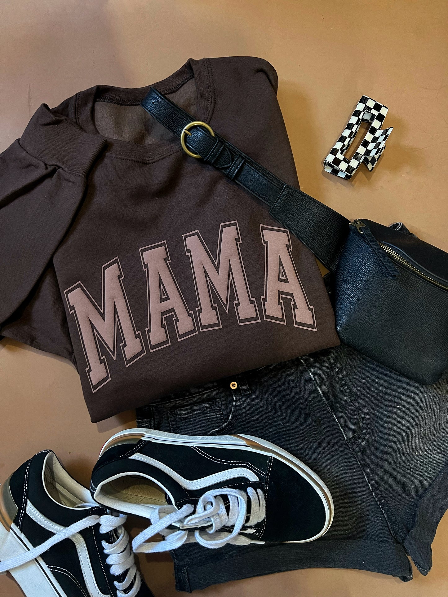 MAMA - brown tonal puff print